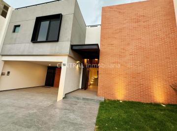 Fachada Principal · Casa en Venta en Cascatta Lomas de Angelópolis | 4 Recámaras, Roof Top y Doble Altura