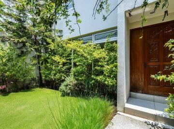 8061ec088d3a1e98eb4c4c64ef70ee2f6e66d26c89ea2341cbe8ee6704731f19 · Casa en Venta en San Jerónimo en Calle Cerrada