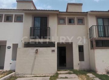 Casa en condominio · 105m² · 3 Recámaras · 2 Estacionamientos · Casa en Venta en Fuentes del Lago