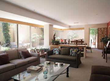 Departamento · 213m² · 3 Recámaras · 3 Estacionamientos · Venta Departamento con Gran Terraza en Bosques de Las Lomas