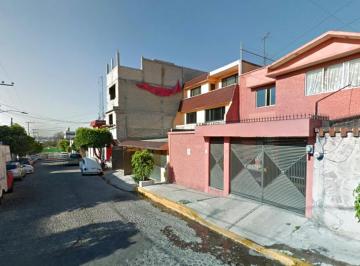 Casa de 3 habitaciones, Tlalnepantla de Baz · Casa en San Andrés Atenco, Tlalnepantla