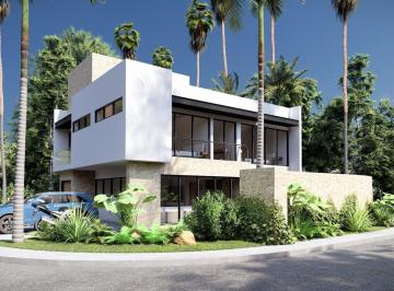 Casa · 264m² · 3 Recámaras · 3 Estacionamientos · Venta Casa en Losantos Cancun de 3 Recamaras