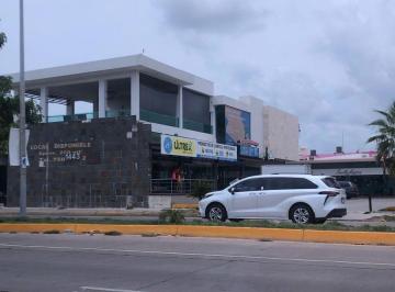 Local comercial , Culiacán · Se Renta Local en Plaza La Jolla Isla Musala