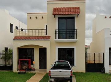 Casa de 3 habitaciones, Mérida · Casa en Venta C. 13b 633, 97314 Mérida, Yuc.