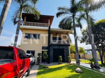 Casa · 140m² · 3 Recámaras · 1 Estacionamiento · ¡Gran Oportunidad de Inversión! Amplia Casa Quinta con 2,674 m² de Terreno