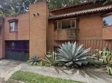 Casa de 3 habitaciones, Cuernavaca · Venta de Hermosa y Espaciosa Casa Ubicada en Cuernavaca, Morelos!