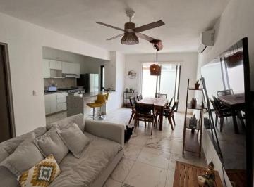 Casa de 3 habitaciones, Solidaridad · Espectacular Casa de 3 Niveles con Master Suite, Terraza Privada y Amenidades de Lujo