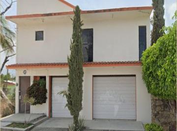 Casa de 2 habitaciones, Tuxtla Gutiérrez · Venta de Casa en Tuxtla Gutierrez, Chiapas. Calzada Golondrinas 351 Col,. Los Pajaros, Chiapas