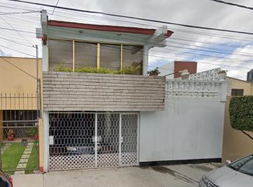 Casa de 4 habitaciones, Naucalpan de Juárez · Hermosa Casa en Boulevares, Naucalpan de Juarez, Estado de México.