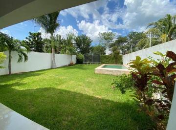 1 · Casa en Venta en Temozon Norte, Merida