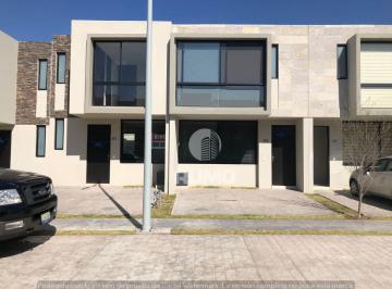 Casa de 2 habitaciones, Zapopan · Casa con 85 m² Superficie de Terreno, 2 Recámaras en Renta en Valle Imperial