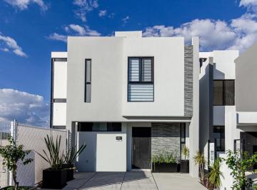 Casa · 115m² · 3 Recámaras · 2 Estacionamientos · Casa en Lagunillas