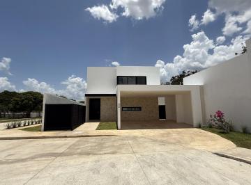 Casa en condominio · 225m² · 3 Recámaras · 3 Estacionamientos · Casa de 3 Habitaciones Dentro de Privada con Amenidades en Zona Norte.