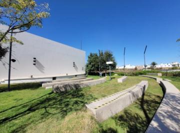 Terreno / Lote · 210m² · Terreno en Privada Frente Al Lago