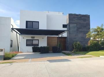 2e4d237222c110d9ed473cd03285395f24a5eeb9148ebf17f6b9dae141c84fb4 · Casa en Venta en Mallorca Residence, Querétaro
