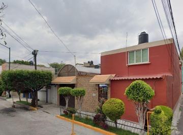 Casa de 4 habitaciones, Azcapotzalco · Casa en Venta en San Pedro Xalpa, Azcapotzalco