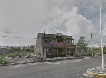 Casa de 4 habitaciones, Irapuato · Inmueble de Recuperación Ubicado en P.º del Peñón 807, Villas de Irapuato, Irapuato, Gto.