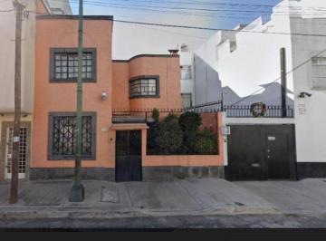 Casa de 4 habitaciones, Venustiano Carranza · Casa en Sevilla Venustiano Carranza en Venta Hipotecaria