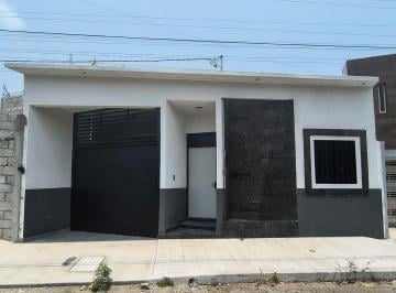 b16d68d0cb3e48acb078b84a142c82bcd1a34eaa4169f9c7497a7d6dda65e5e3 · Casa en Venta en Veracruz en Col. Ejido Primero de Mayo Sur