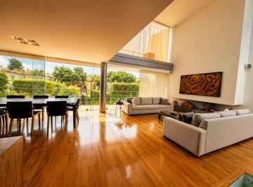 Casa en condominio de 4 habitaciones, Alvaro Obregón · Casa en Venta en El Pedregal