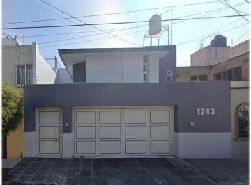 Casa de 4 habitaciones, Zamora · Venta de Casa Viena Nueva Luneta Zamora de Hidalgo Michoacan