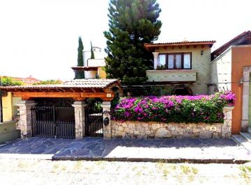 Casa de 3 habitaciones, San Miguel de Allende · Casa en Venta en San Miguel de Allende, Guanajuato