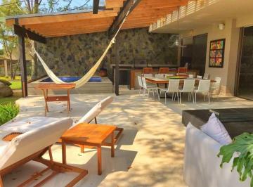 0d351e528f153622447c242de13ffcd78d037c1876034ab0994fc3bc21d6bc04 · Espectacular Casa en Condominio Puerta del Lago Valle de Bravo