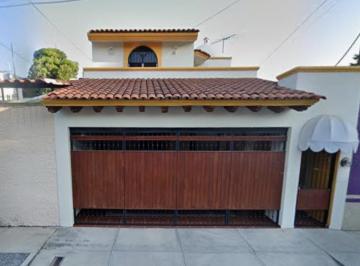 Casa de 3 habitaciones, Colima · Casa en Venta en Colinas de Santa Barbara, Colima, Col.