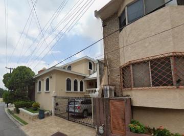 Casa en Venta de 4 habitaciones Las Torres · Casa en Las Torres Nuevo Leon de Garantia Hipotecaria Oportunidad Unica