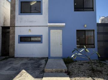 Casa · 120m² · 2 Recámaras · 2 Estacionamientos · Casa en Fraccionamiento Real Montejo