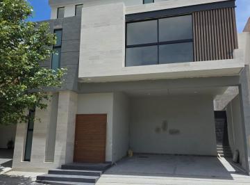 Casa · 359m² · 3 Recámaras · 2 Estacionamientos · Preventa en Villandares