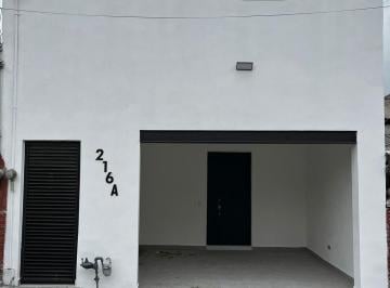 Casa · 166m² · 3 Recámaras · Casa Remodelada en Venta en El Centro de Monterrey