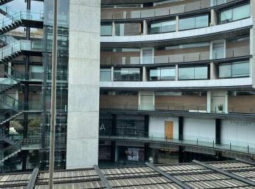 Oficina · 171m² · 2 Estacionamientos · Oficina en del Valle Sector Fatima