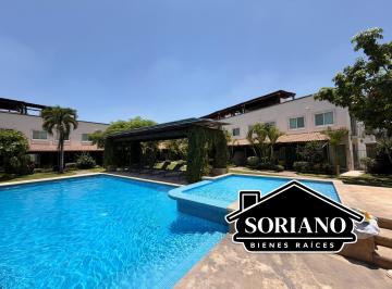 Casa en condominio de 3 habitaciones, Emiliano Zapata · Casa de 3 Recámaras con Alberca en Morelos y con Roof Garden con Jacuzzi