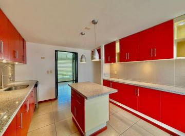 Casa en Venta de 4 habitaciones Santiago Momoxpan · Casa en Momoxpan. Fracc. Los Perales