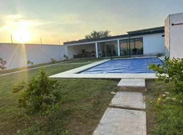 Casa · 268m² · 1 Recámara · 6 Estacionamientos · Quinta Campestre en Venta en Valle de Zuazua N. L.