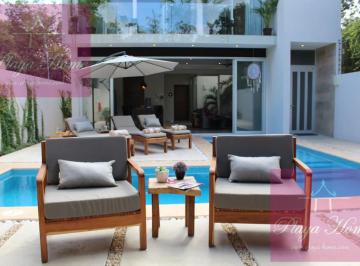 Casa · 600m² · 5 Recámaras · 3 Estacionamientos · Casa del Viento: un Oasis de Confort y Belleza en La Veleta, Tulum