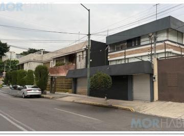Casa · 490m² · 5 Recámaras · 4 Estacionamientos · Casa en Residencial Emperadores