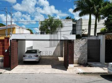 Casa · 300m² · 3 Recámaras · 2 Estacionamientos · Casa en Venta, Montes de Amé, Mérida, Yucatán