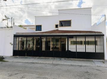 Casa · 350m² · 4 Recámaras · Casa en Venta Benito Juarez Norte