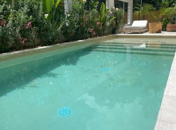 Casa · 490m² · 4 Recámaras · 3 Estacionamientos · Venta Casa 4 Rec. Lagos del Sol Cancun