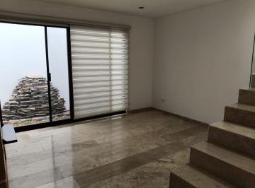 Casa de 3 habitaciones, San Luis Potosí · Casa en Alto Lago con Rec. en Planta Baja