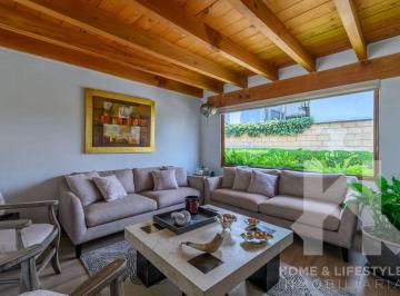 Casa en condominio de 3 habitaciones, Cuajimalpa de Morelos · Casa Venta en Castorena