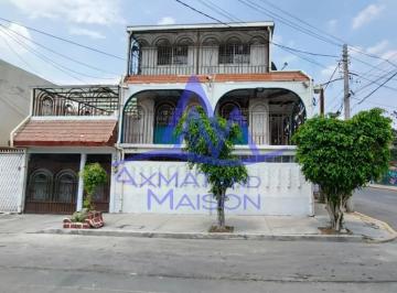 1 · Casa a La Venta en Iztapalapa con Local Comercial, Ejercito de Oriente