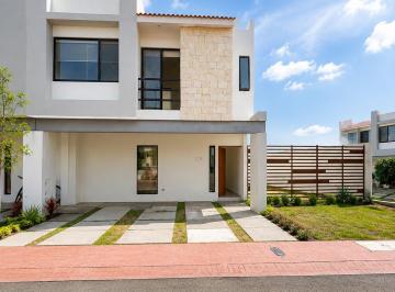 Casa de 4 habitaciones, El Marqués · Casa en Venta en Zibatá, con Amplios Espacios