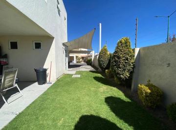 Casa · 269m² · 3 Recámaras · 3 Estacionamientos · Venta de Casa en Metepec, Cerca de La Estacion del Tren