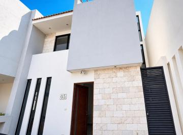 Casa de 4 habitaciones, El Marqués · Casa Amueblada en Zibata, Senzi