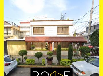 Casa de 4 habitaciones, Venustiano Carranza · Casa en Venta en Calle Cecilio Robelo Jardín Balbuena Venustiano Carranza Cerca de Estación de Metro