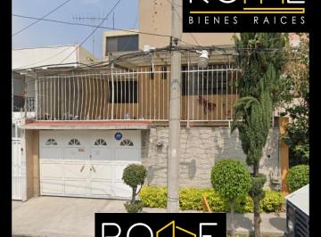 Casa de 3 habitaciones, Venustiano Carranza · Casa en Venta en Calle Retorno 3 Cecilio Robelo Colonia Jardín Balbuena Venustiano Carranza