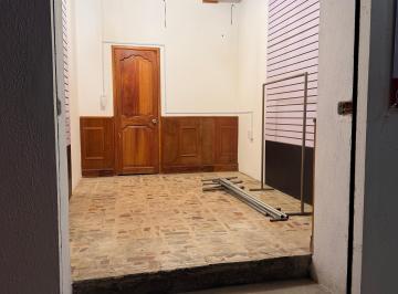 Local comercial , Pachuca · Local Comercial en Renta a Media Cuadra de Av Juárez, Zona Muy Transitada